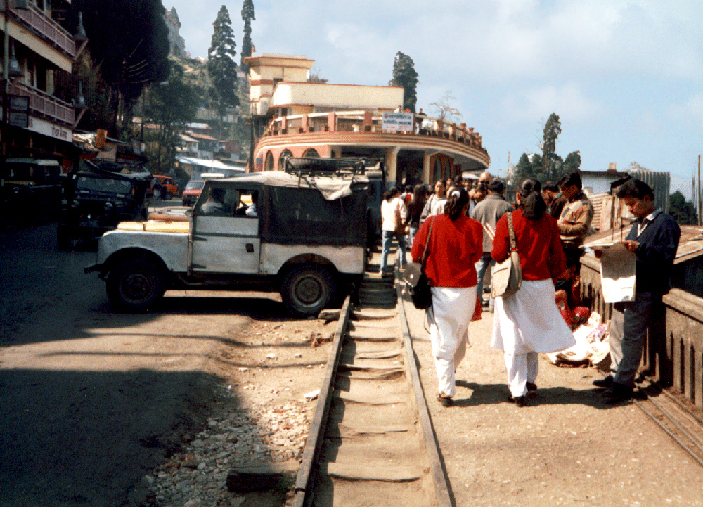 darjeeling goods track