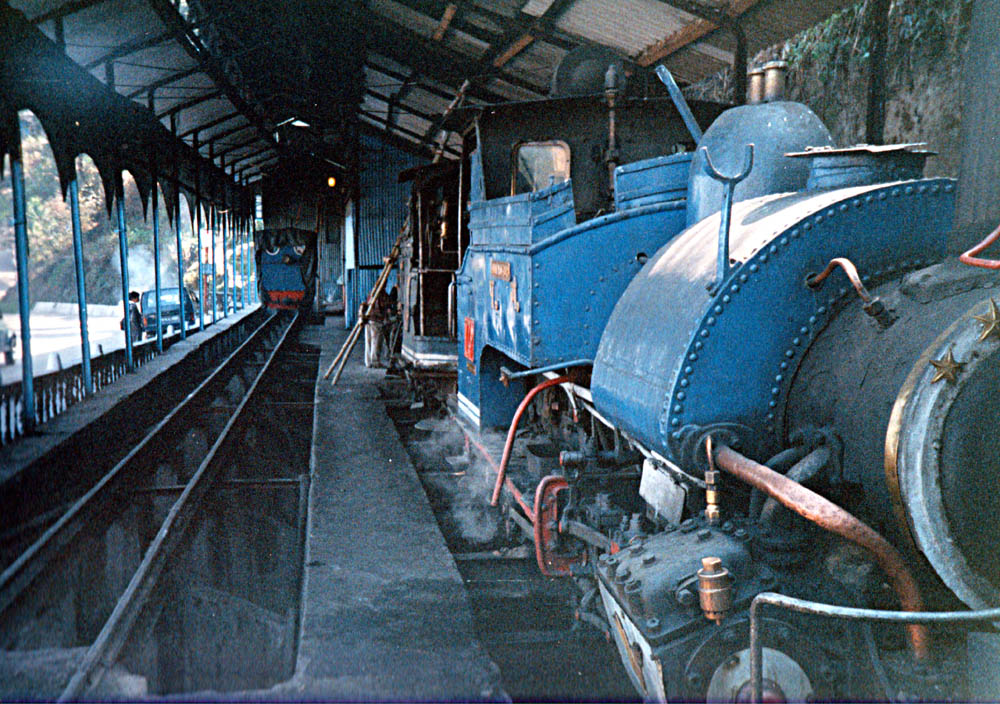 darjeeling engine shed